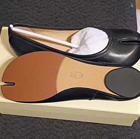 WoodChuckSato  Tabi Black Leather Ballet Flats - Picture 5 of 8